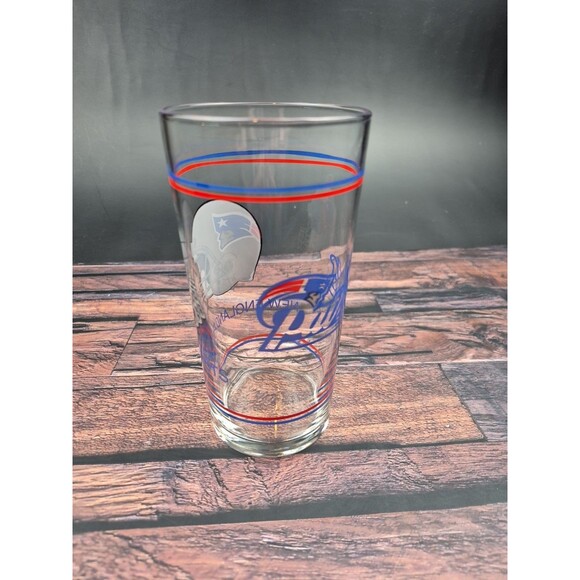 Vtg New England Patriots NFL Football 6.25" Beer Glass & Shot Glass Set Barware - Picture 7 of 13